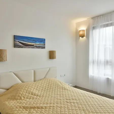 Boutique Golden Sands Lägenhet *